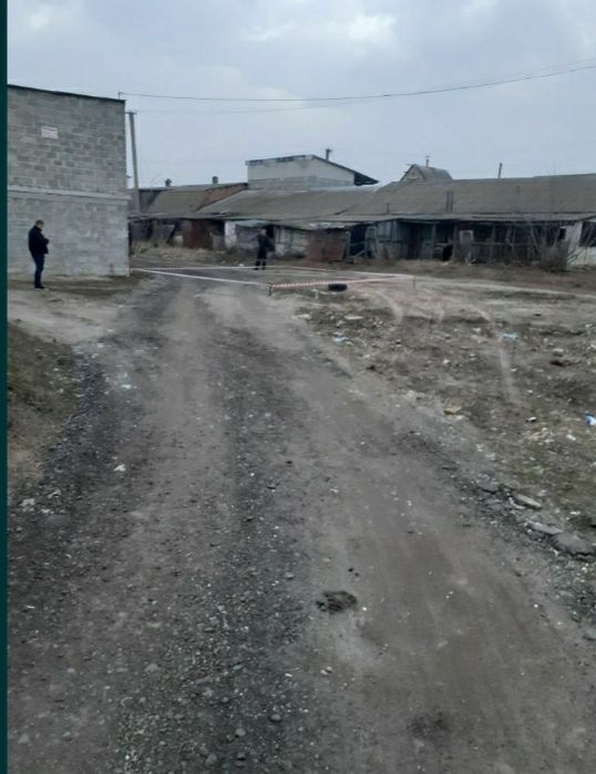 Место под гараж!