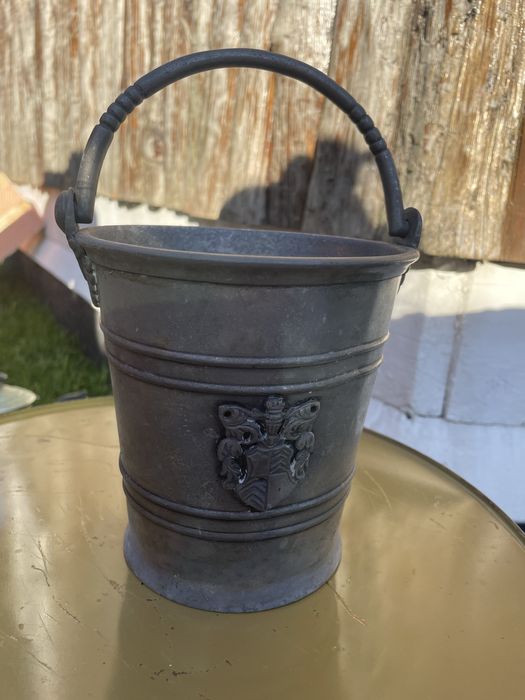 Magnífico balde de gelo estanho antiqua, antigo