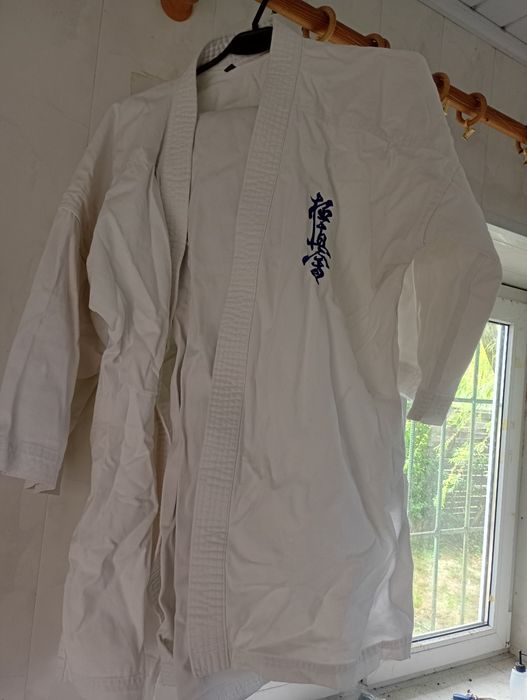 Kimono Karatega Karate Kyokushin Maturo 180 cm / 170 cm !