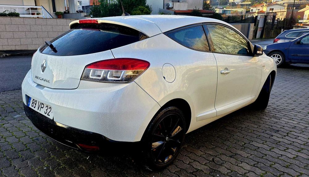 Renault Megane Coupe 1.6DCI  Bose — photo 4