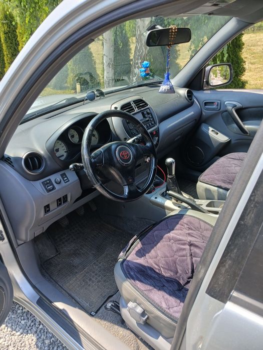 Toyota RAV 4  2.0D