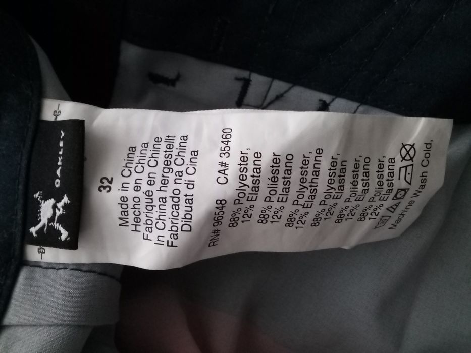 Oakley szorty kąpielowe rozmiar 32