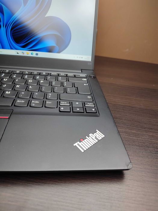 LAPTOP PREMIUM | ThinkPad E14 Gen4 | i3-1215U | 24GB RAM | 256SSD W11