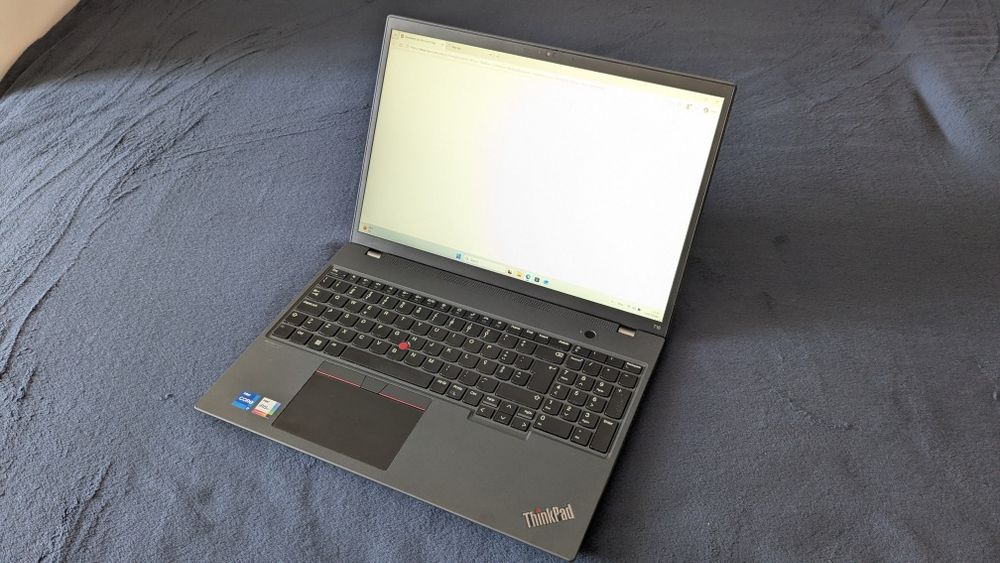 Lenovo Thinkpad T16 Gen1 Magnesium, i7, 32gb RAM, 1TB, Windows 11 pro