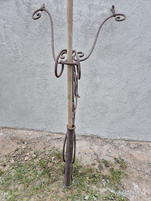 Kuty stojak uchwyt na sztandar  chorągiew flagę