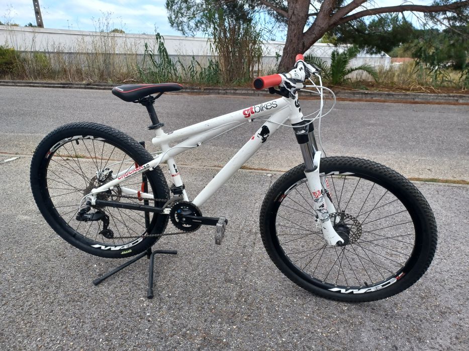 Bicicleta GT chucker 3.0 dirt/street
