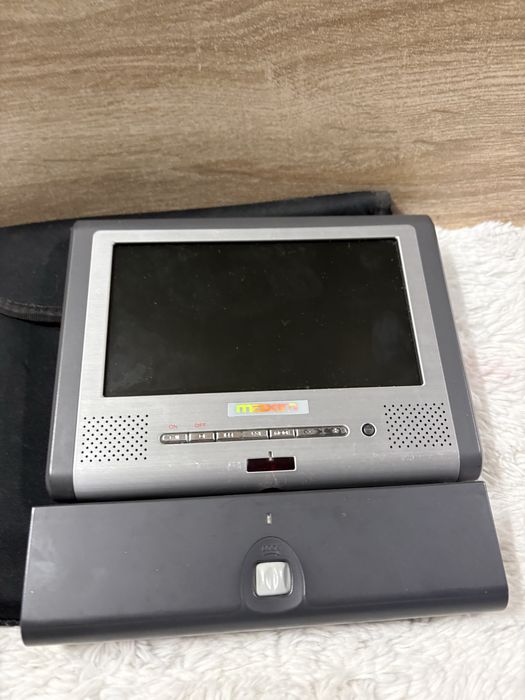 przenośny odtwarzacz DVD marki Maxim