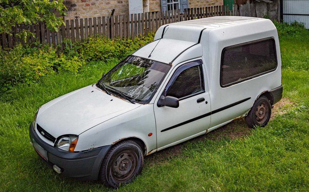 продам Ford Courier 1997