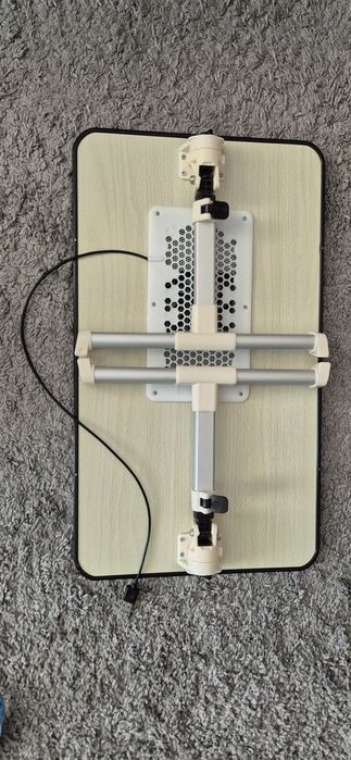 Стіл підставка під ноутбук з вбудованим кулером