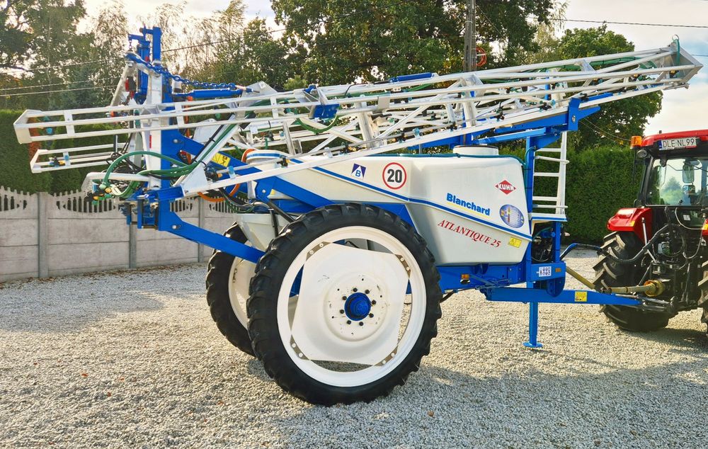 Opryskiwacz Kuhn Blanchard 2500l 24/21m, 2005r,Okazja!!