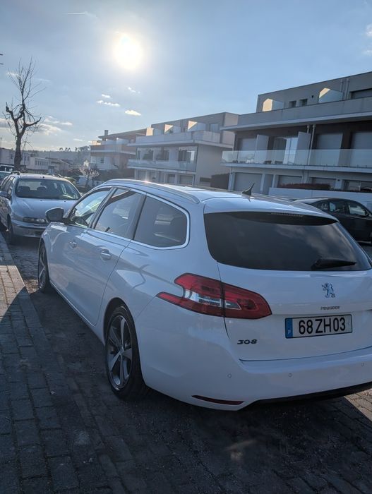 Peugeot 308 SW Feline