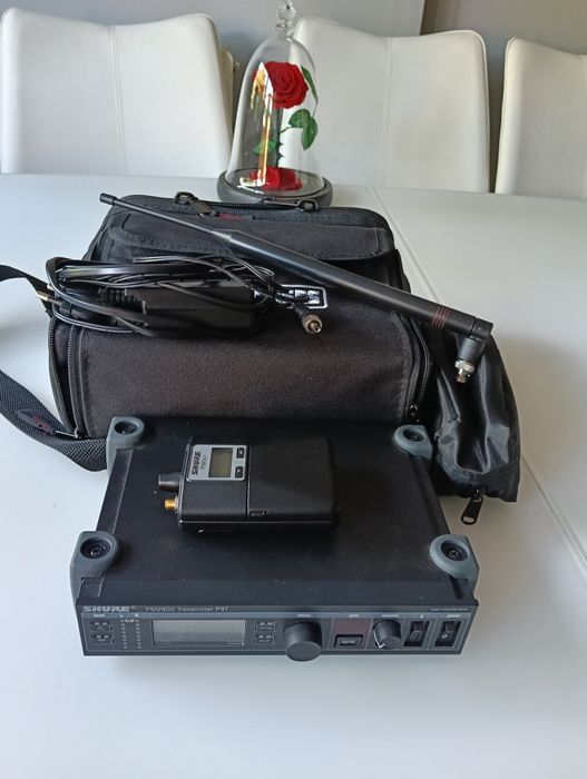 shure PSM 900 G6E + case
