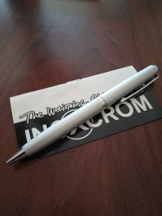 Caneta Esferográfica INOXCROM Wall Street Titanium Prata