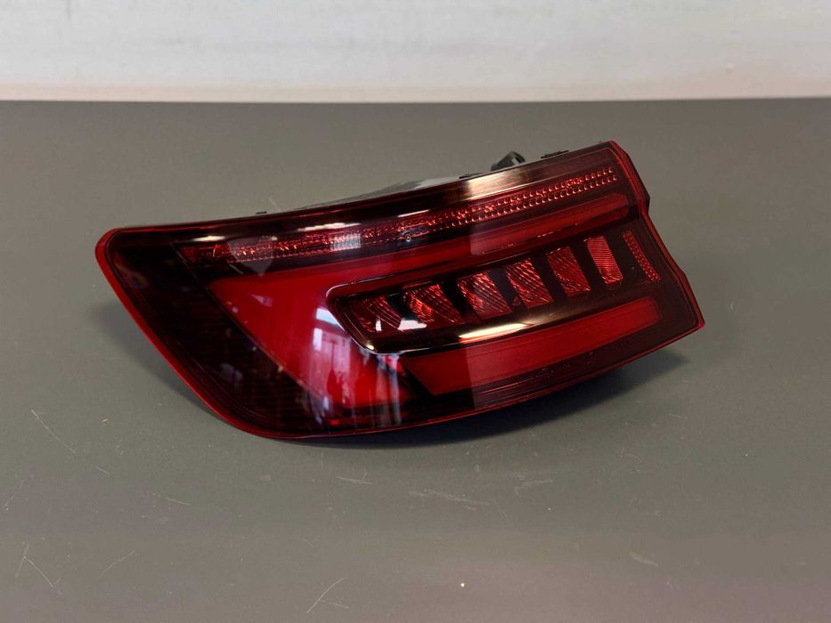 Lampy Tylne AUDI A4 B9 Przed Lift DYNAMIC