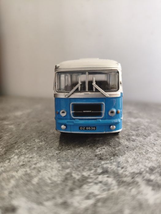 Моделька автобуса SAN H-100A масштаб 1/43