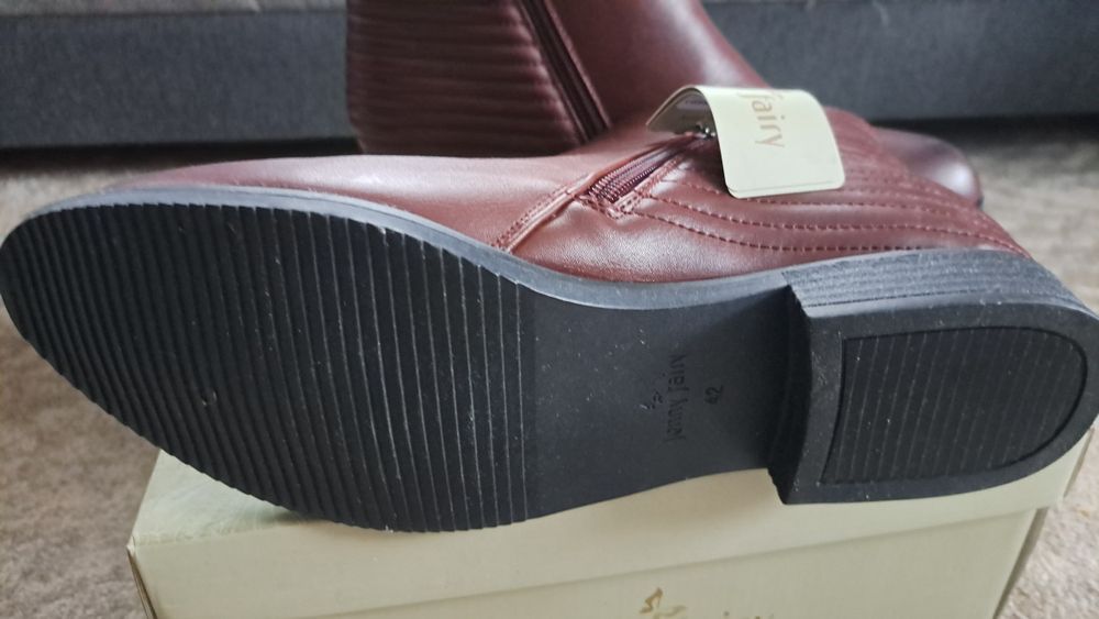 Botki bordowe 42 nowe