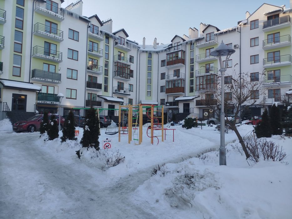 Продаж двокімнатної квартири Зимна Вода.