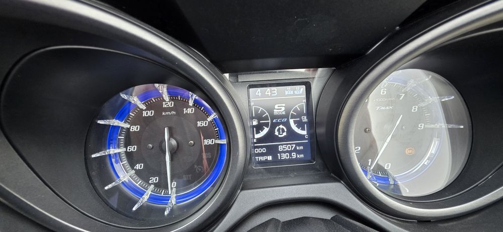 Yamaha Tmax 560 tech max