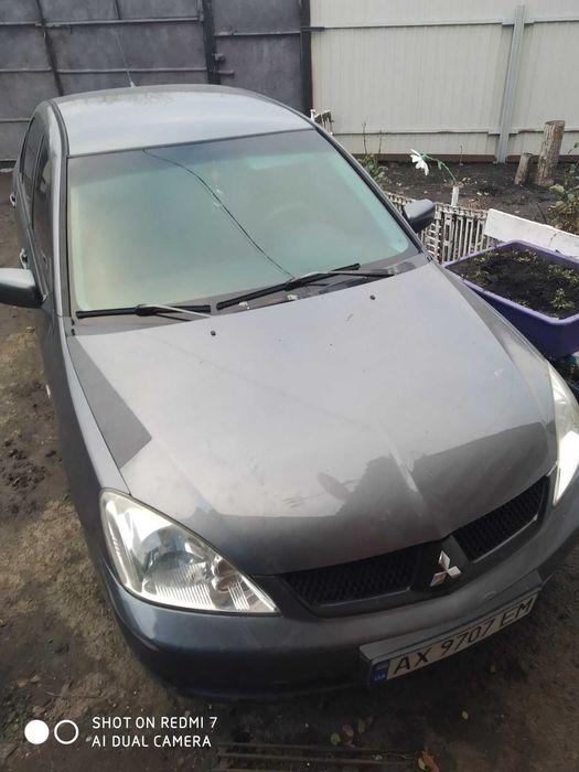Продам автомобиль Mitsubishi lancer v хорошем состоянии 3300$