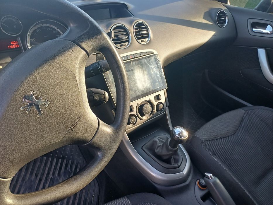 Продам пежо 308 на полном ходу