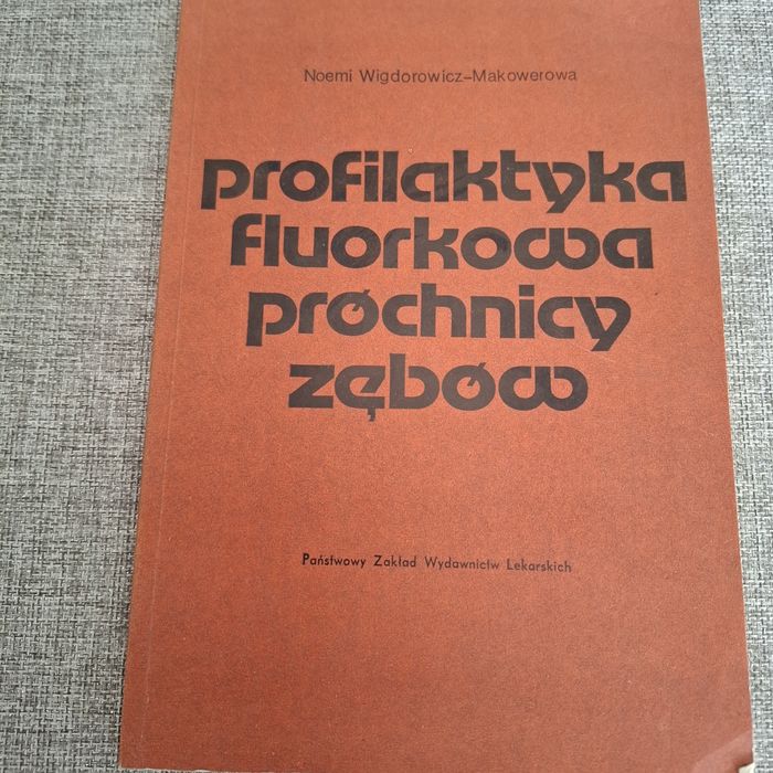 Asystentka stomatologiczna higienistka