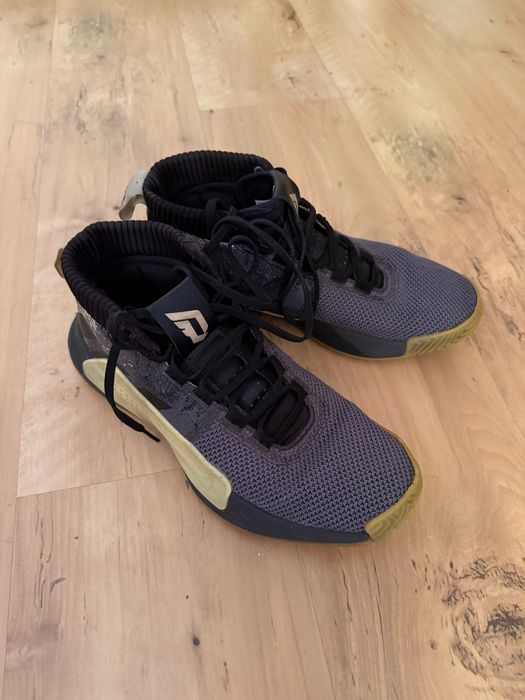 Buty do koszykówki Adidas Dame 42 2/3