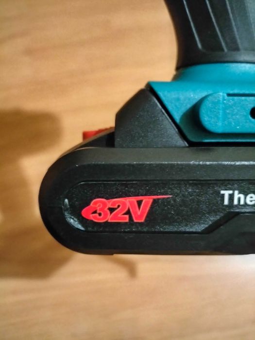 Berbequim a bateria - Novo