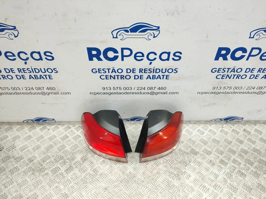 Farolins traseiros trás direito esquerdo originais Volkswagen Golf VI