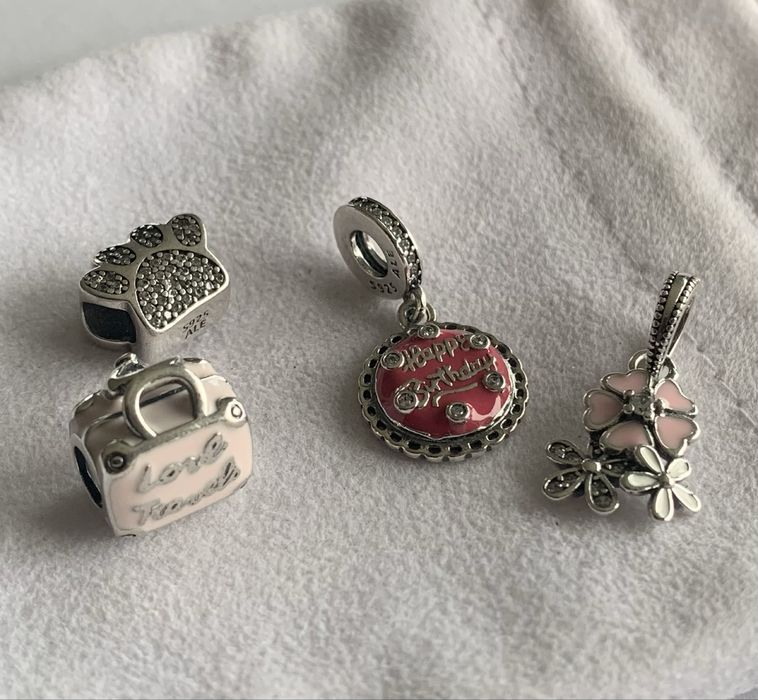 Charms do bransoletki Pandora