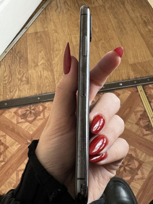 iPhone X 64 GB Стан 8/10
