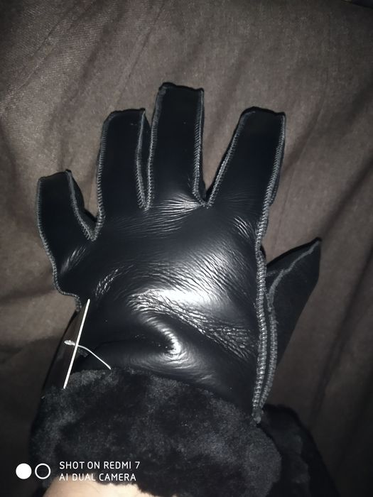 Кожаные перчатки дублёнка  мутон