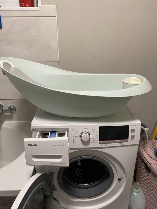 Дитяча ванночка для купання