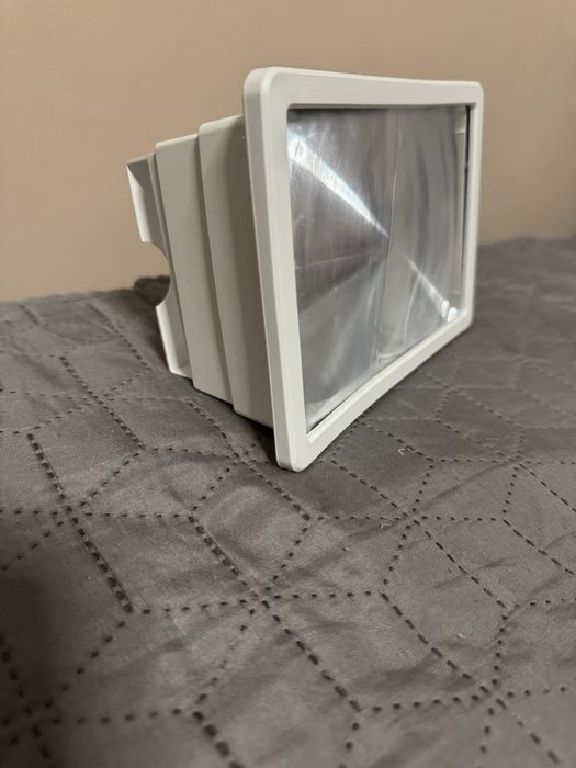 Увеличитель экрана телефона 3D