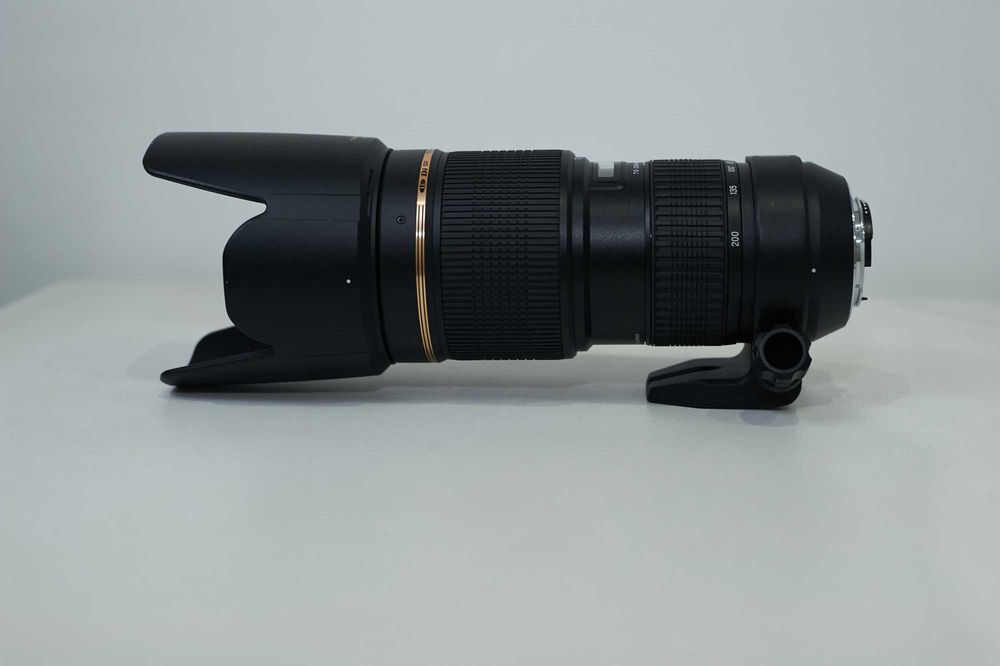 Objectiva Tamron Di SP AF 70-200mm F/2.8 Nikon em excelente estado