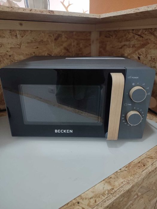 microondas becken504682188616519680