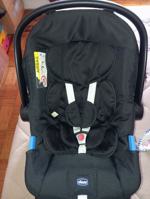 Cadeira auto Chicco Kaily com base