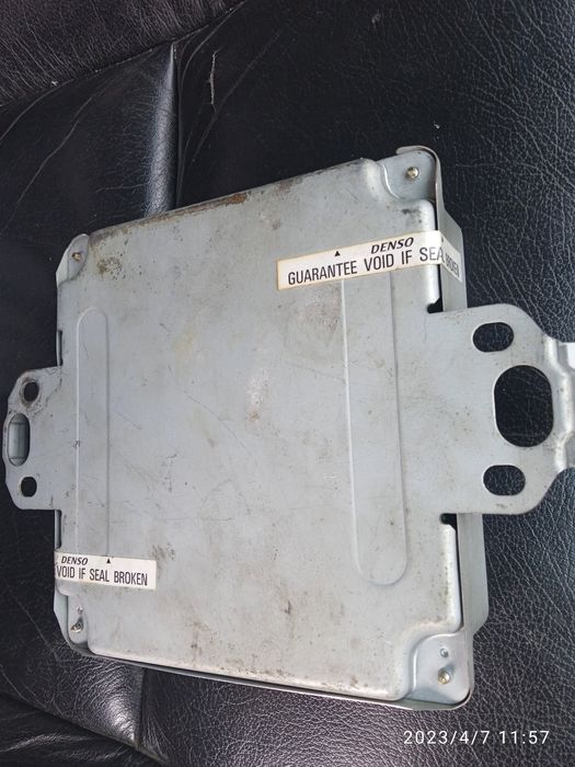 Блок управління двігателя Субару ej205