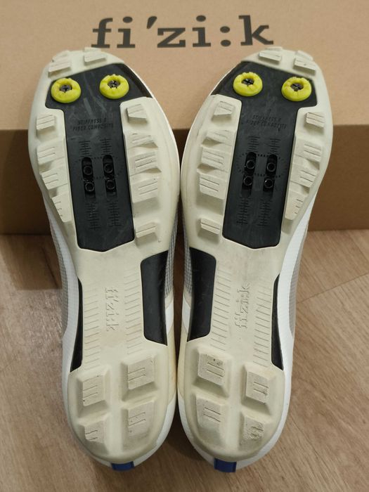 Sapatos de MTB Fizik Vento Proxy Carbon