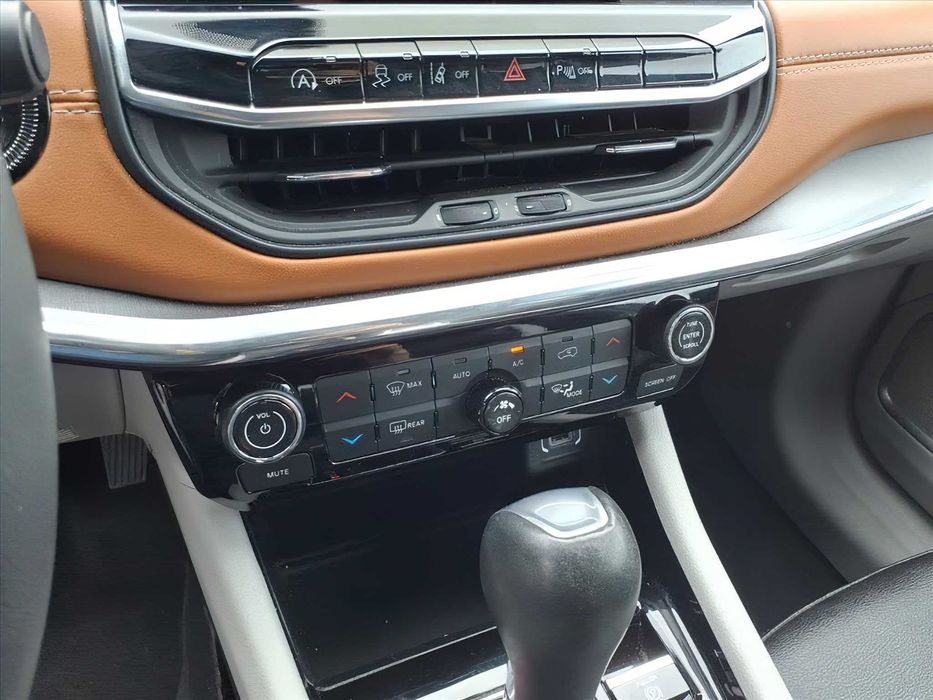 Jeep Compass      2023