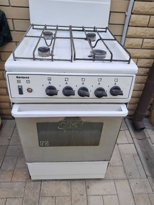Продаю плиту газову