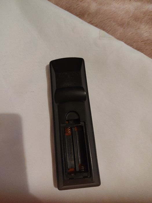 Czarny pilot Synaps.