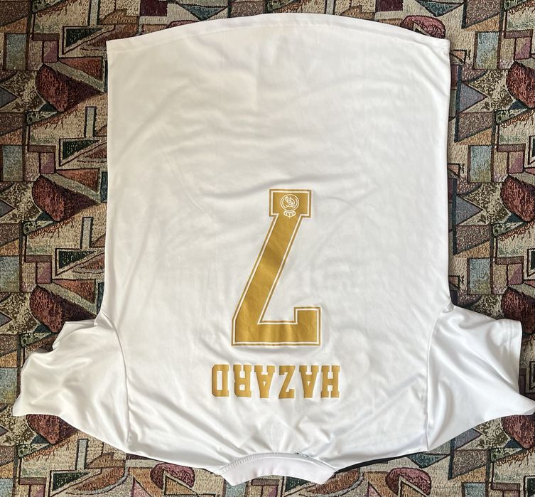 Футбольні джерсі Англія (Поло/Ретро), Іспанія (XL), Реал Мадрид (Hazard)