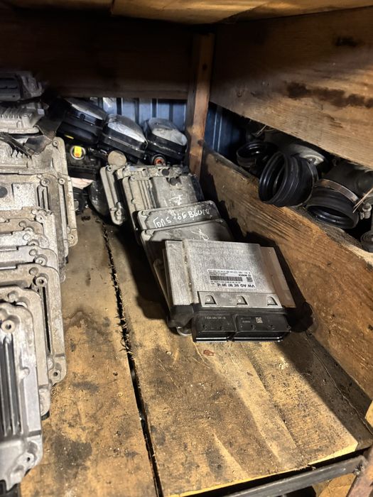 Блок керування двигуном ЕБУ VAG Volkswagen Skoda Audi 2000-2024