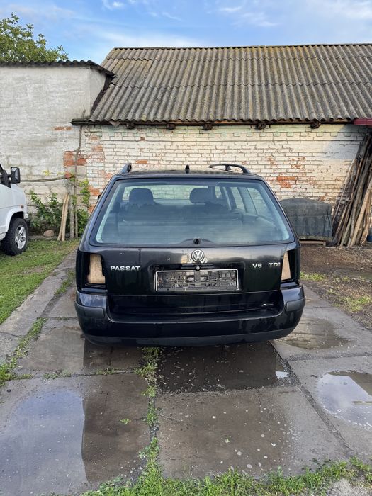 Продам Бампер на Volkswagen Passat  B5 4х4 V6 також (шкода гольф сіат ауді)також є салон ходова