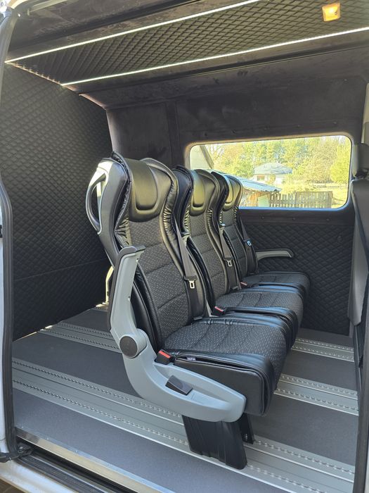 Fotele do busa montaż foteli w busie homologacja Sprinter Man Iveco