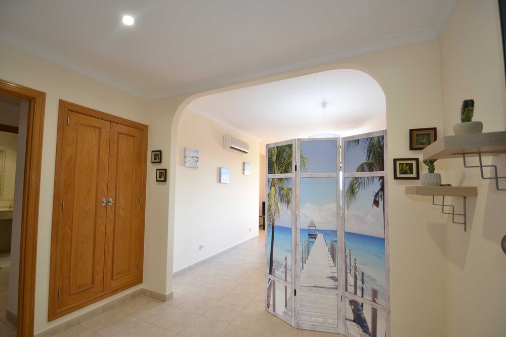 Vilamoura - Apartamento com churrasqueira na varanda com vista piscina