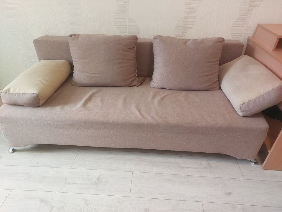 Продам диван б/у