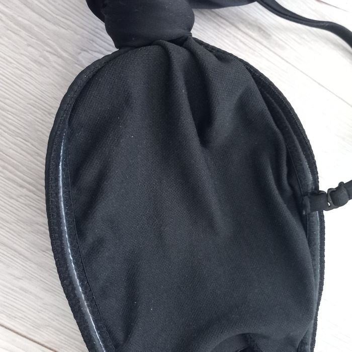 Czarne bikini góra stroju kąpielowego Nelly M 38