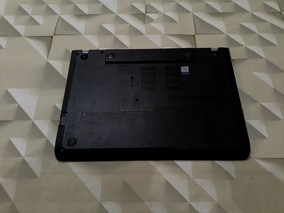 Ігровий ноутбук Lenovo e570 gtx950m,8ram,256ssd,i7