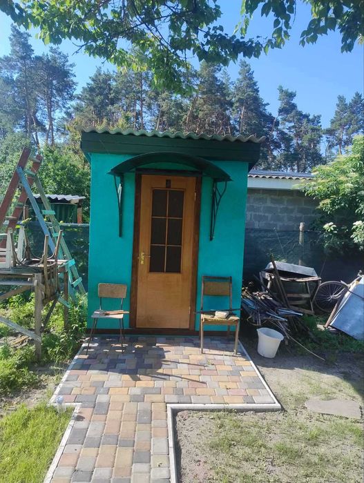 Продається сучасна дача в садовому товаристві Дружба